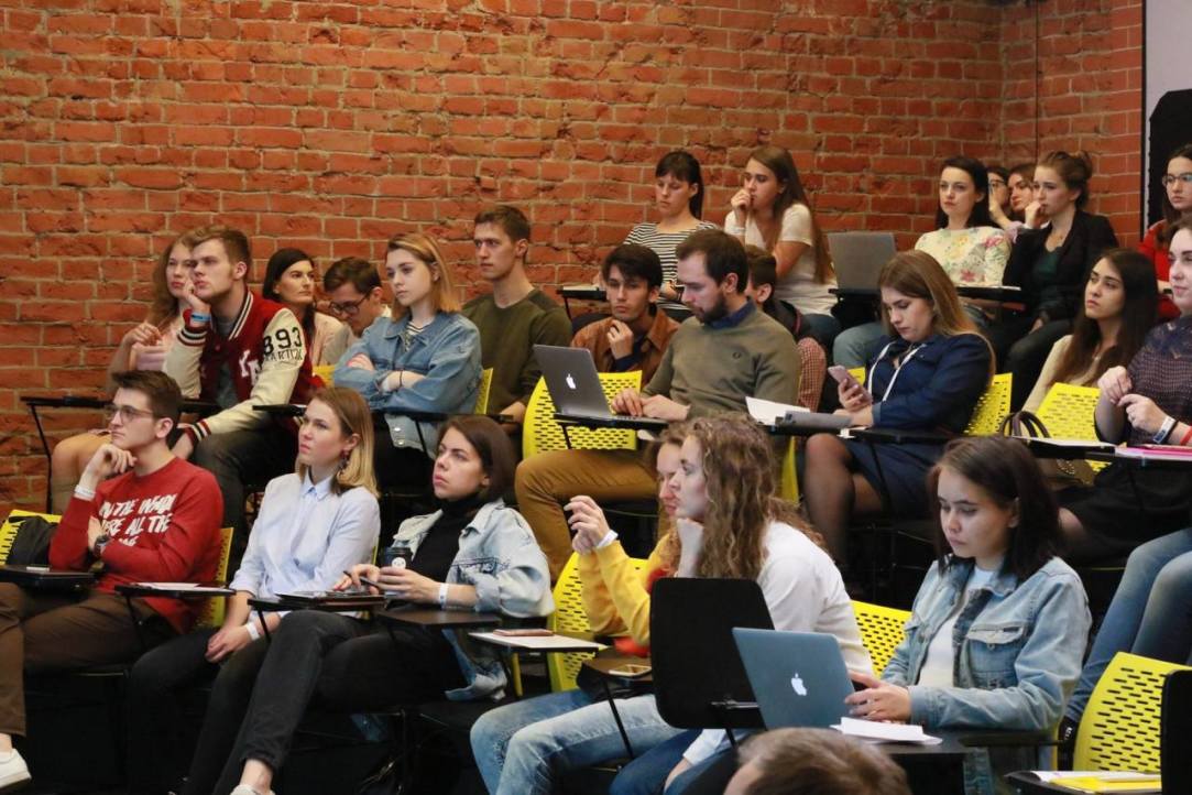«В части новых навыков “Коммуникации, основанные на данных” — топ» Иллюстрация к новости: «В части новых навыков “Коммуникации, основанные на данных” — топ»