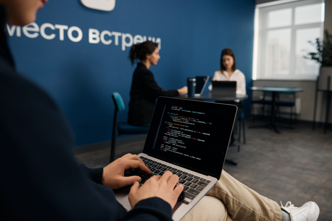 Чего хотят будущие IT-специалисты: результаты опроса VK и ВШЭ Иллюстрация к новости: Чего хотят будущие IT-специалисты: результаты опроса VK и ВШЭ